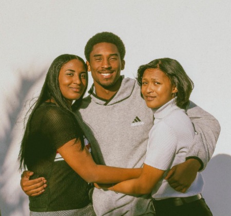 Shaya Bryant with her siblings.
